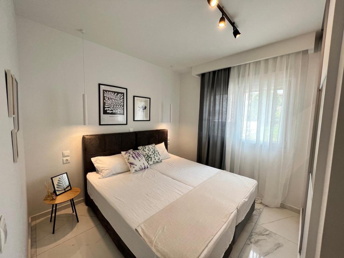Beachfront Villa Athina Vergia Exterior photo