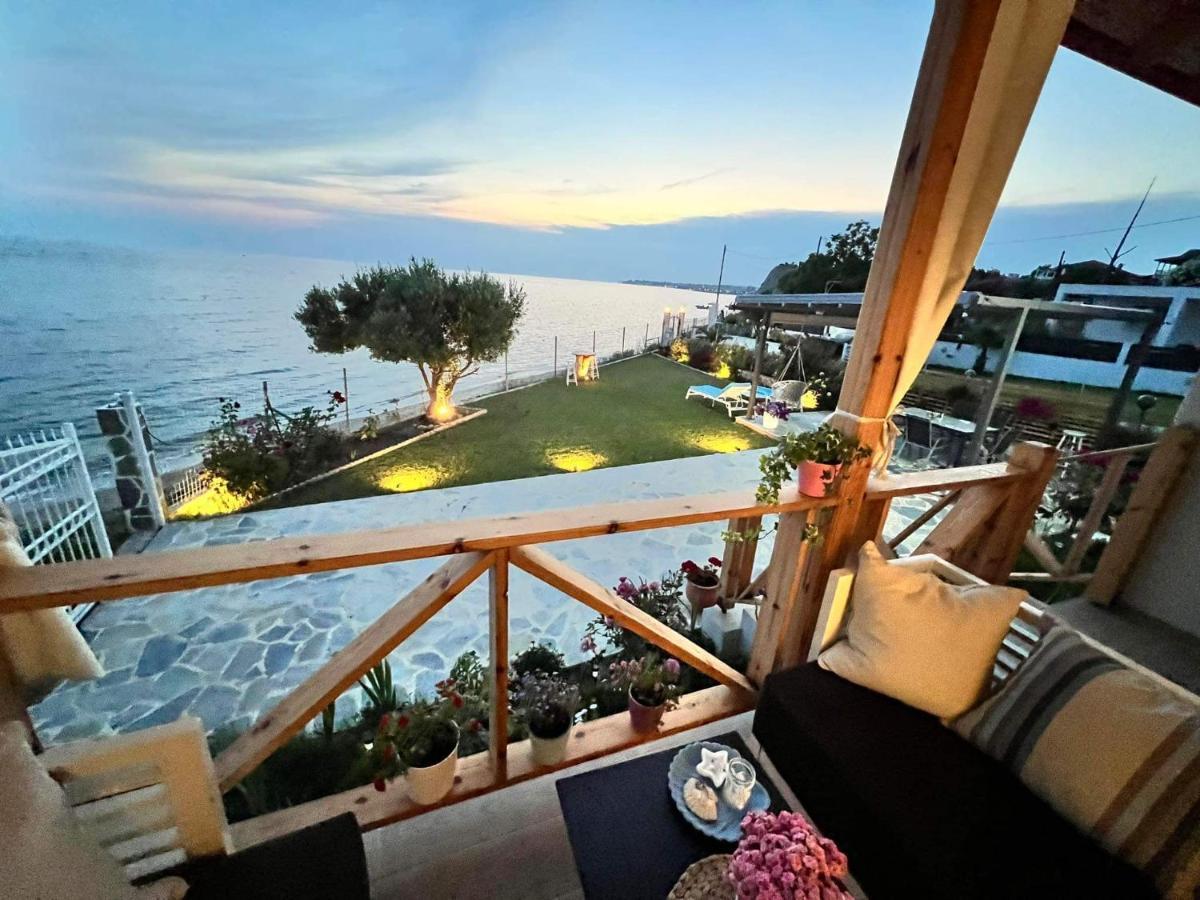 Beachfront Villa Athina Vergia Exterior photo