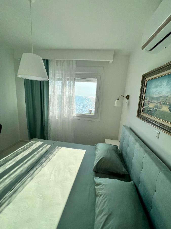 Beachfront Villa Athina Vergia Exterior photo