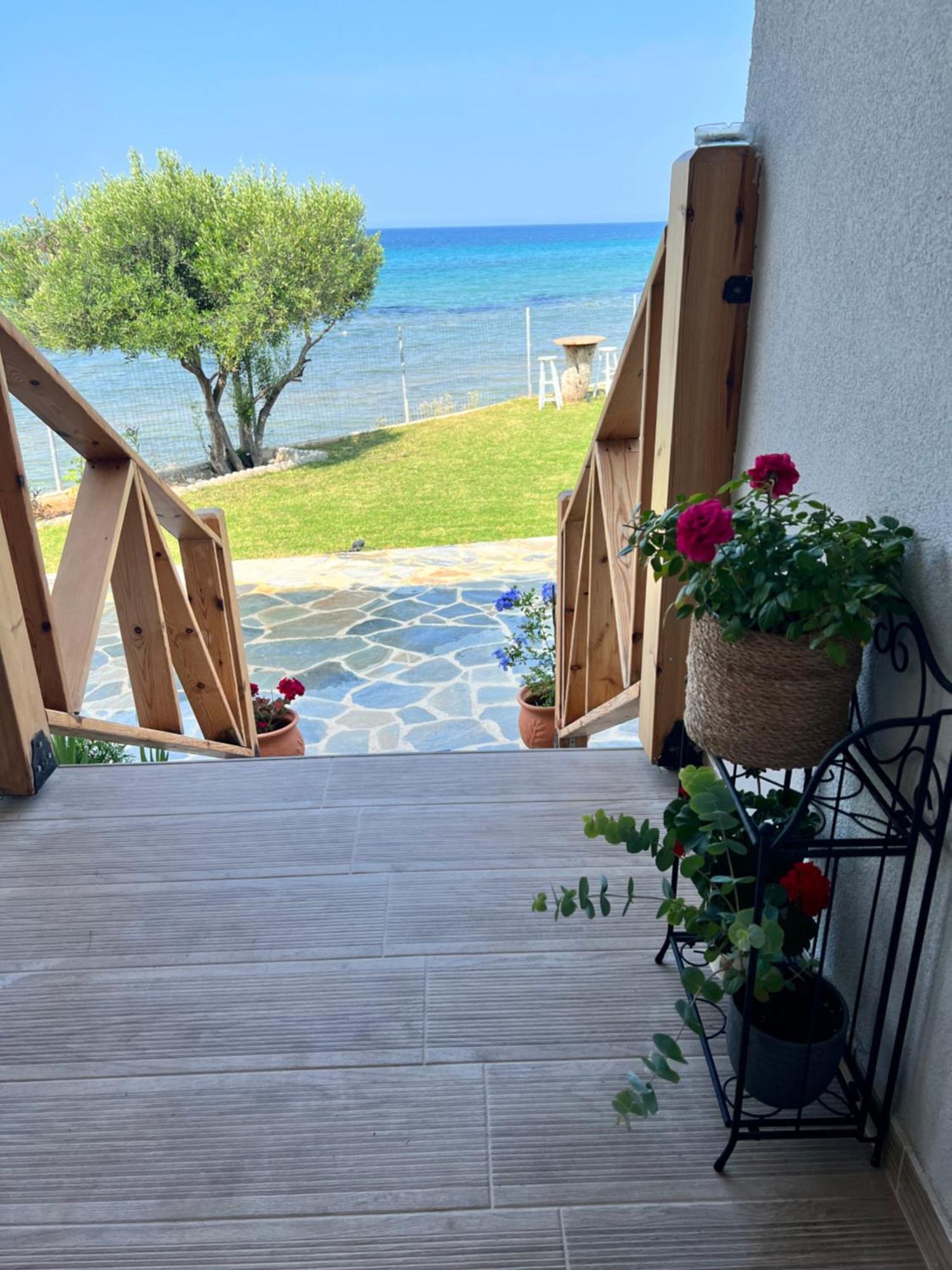Beachfront Villa Athina Vergia Exterior photo